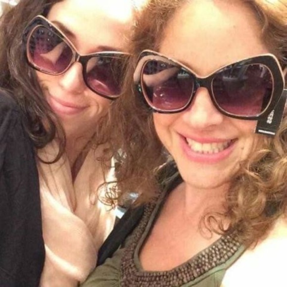 Meet your Posher, Tresa - Picture 1 of 1